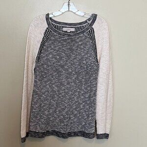 Ann Taylor Loft Black & White Sweater Size L